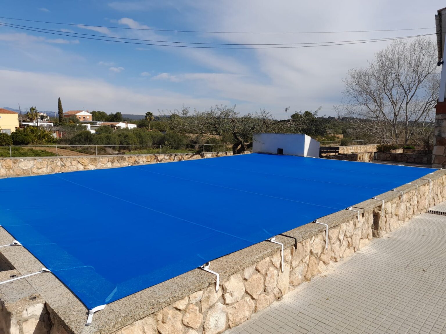 00027b3e-624f-45c0-ae01-3761fcf3acb8